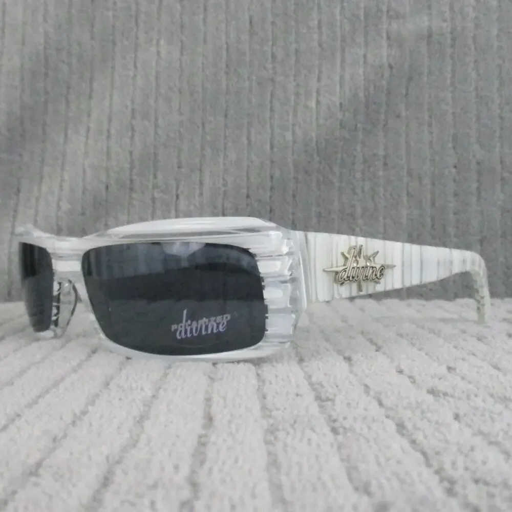 New Divine Eyewear Crush White Horn/Polarized Smoke Sunglasses NWT Women's